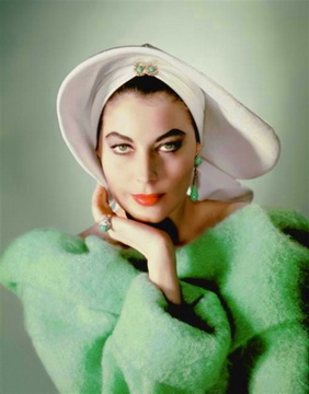 Ava4
